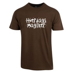 HVERDAGSMAGIKER T-SHIRT